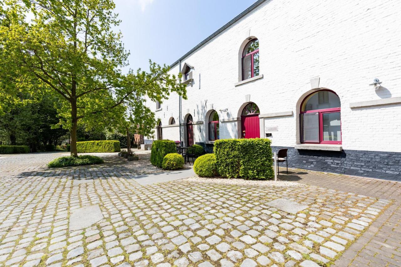 Domein Tombos Gingelom Bagian luar foto
